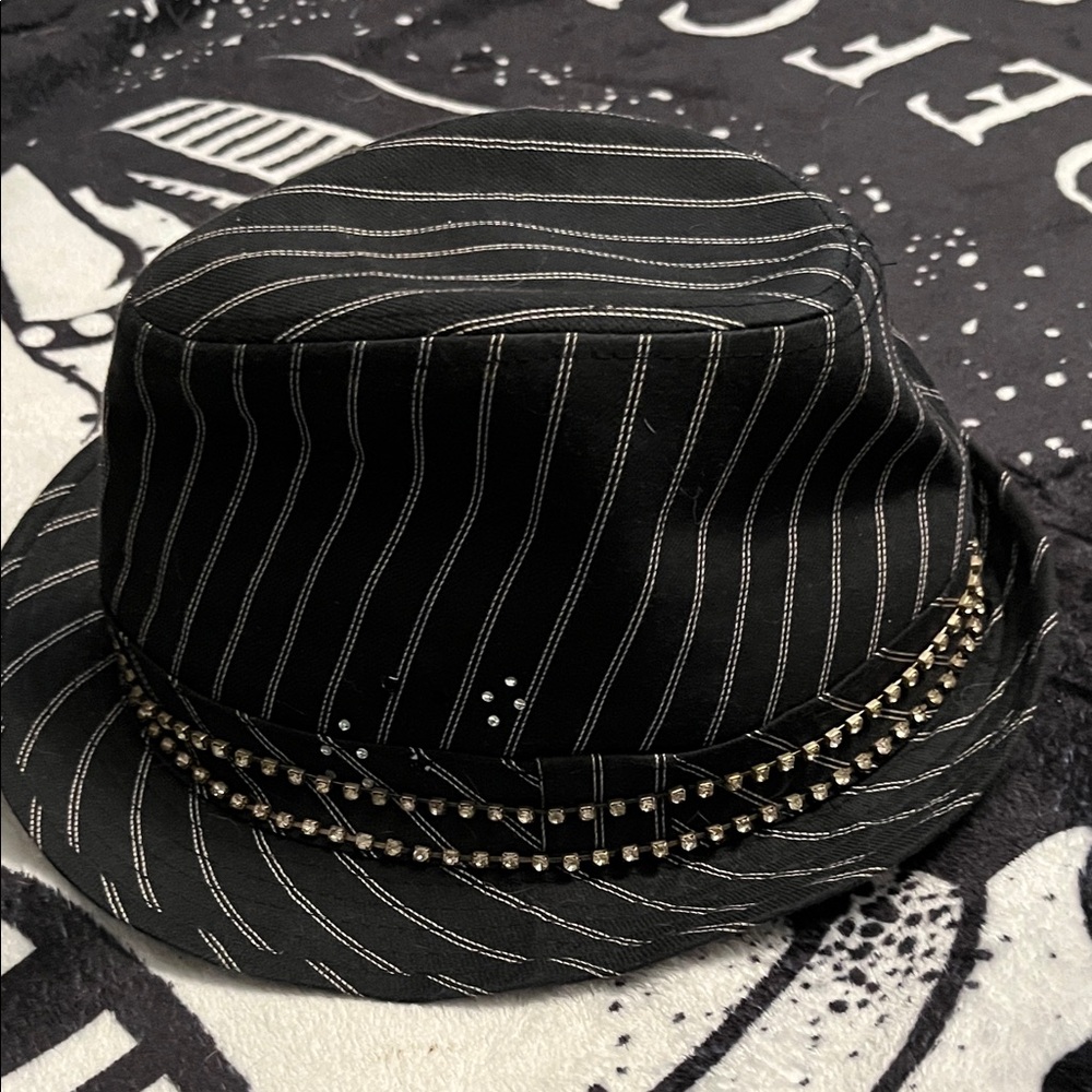 Black PLAYBOY Pinstripe Fedora Satin Lined sz.Small - Picture 2 of 10